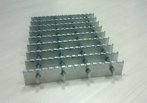 Jak zainstalować ruszt aluminiowy